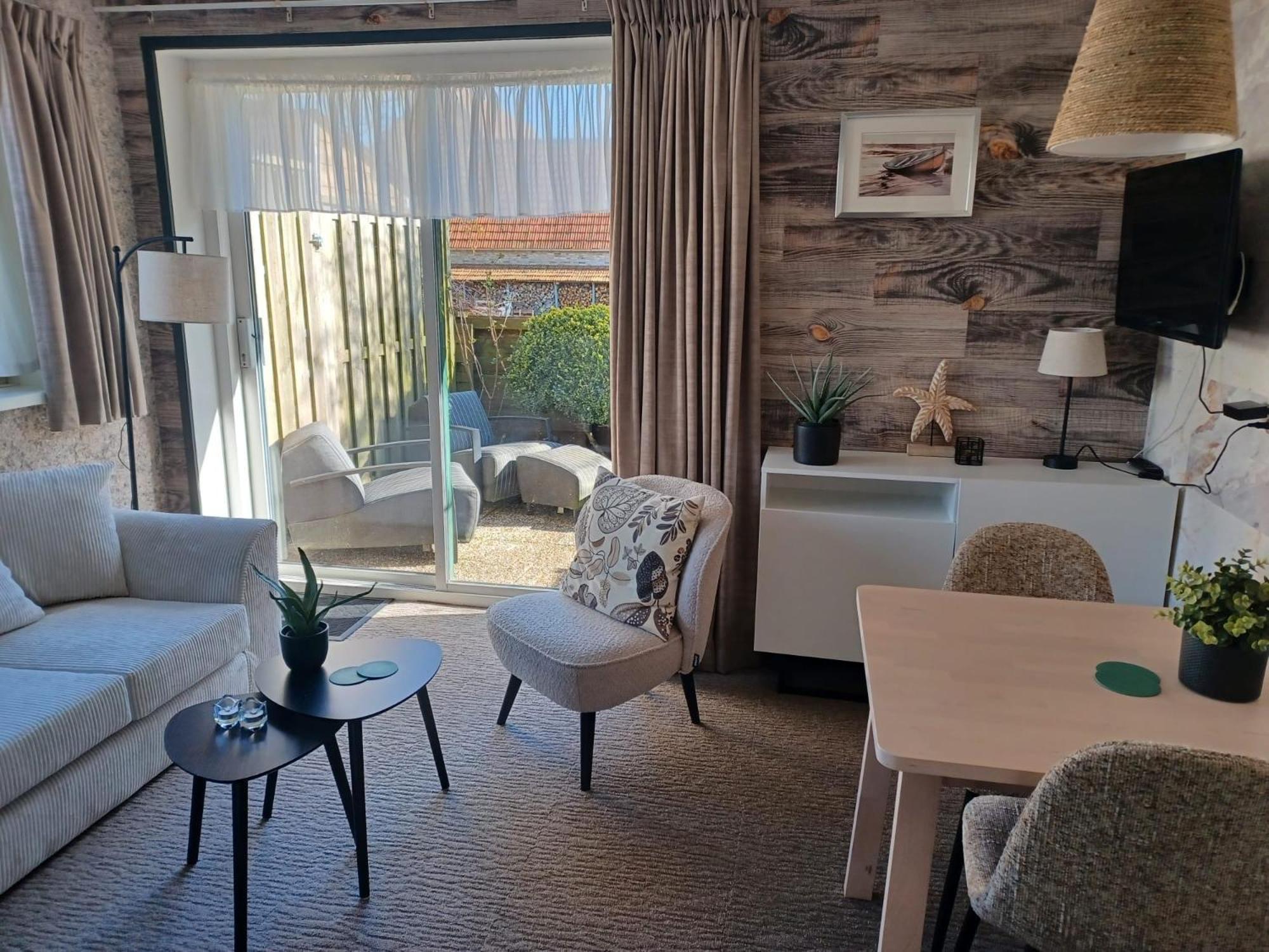 אוסטרנד Hotel Dichtbijzee מראה חיצוני תמונה