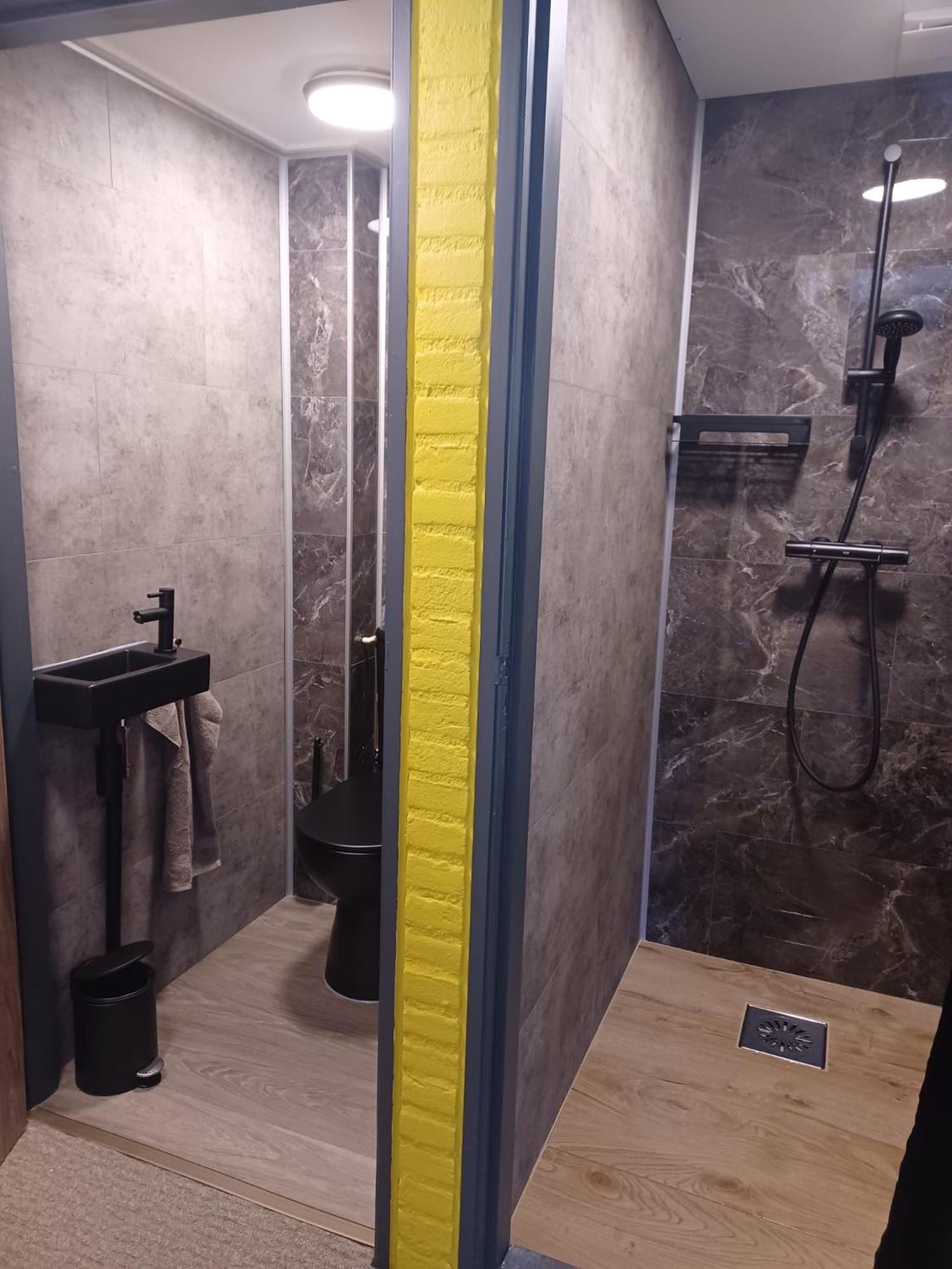 אוסטרנד Hotel Dichtbijzee מראה חיצוני תמונה