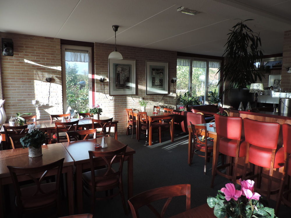 אוסטרנד Hotel Dichtbijzee מראה חיצוני תמונה