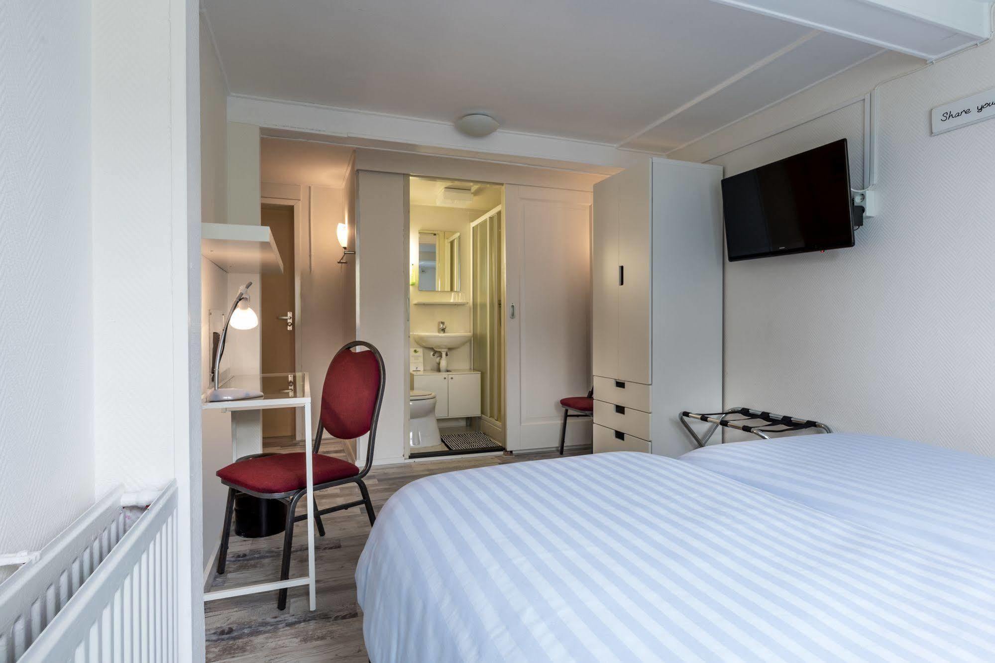אוסטרנד Hotel Dichtbijzee מראה חיצוני תמונה